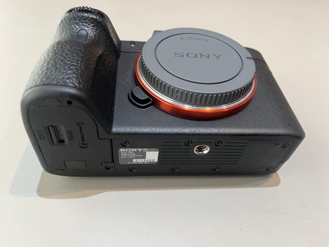 SONY α7III ILCE-7M3 ミラーレス一眼カメラ ボディー
