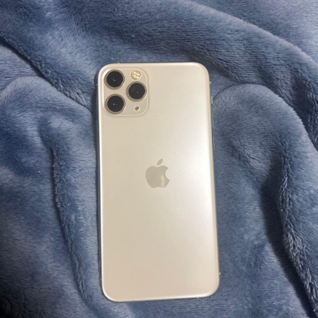 Apple iPhone 11 Pro 本体 シルバー